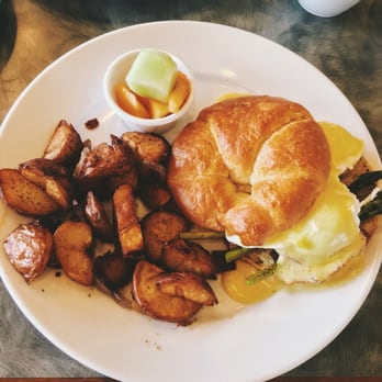 Peach Valley Cafè - Vegetable & Egg Croissant Benedict. - Breakfast & Brunch Near Me - Gainesville, Florida Peach Valley Cafè - Vegetable & Egg Croissant Benedict. - Breakfast & Brunch Near Me - Gainesville, Florida