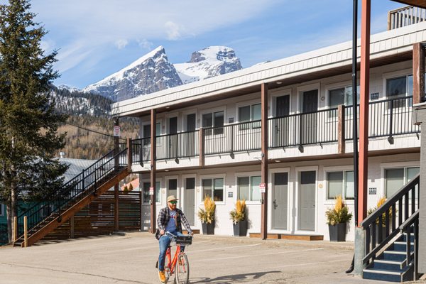 Snow Valley Lodging by null