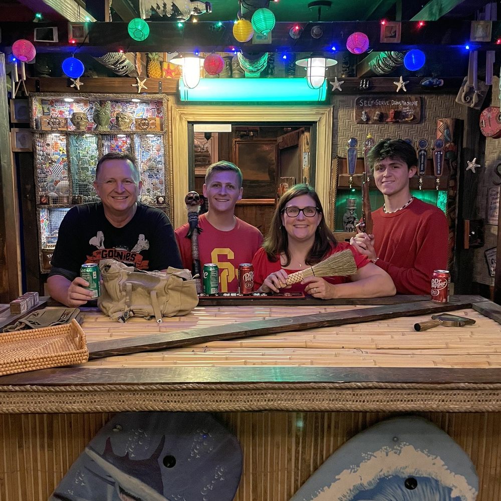 Hangin at the Tiki Bar Hangin at the Tiki Bar