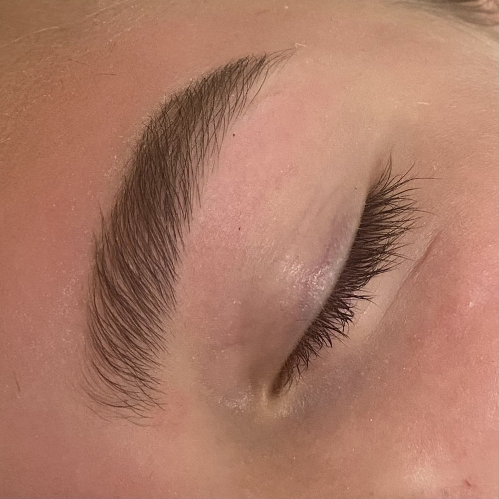 Ruffled Rabbit Esthetics Logo