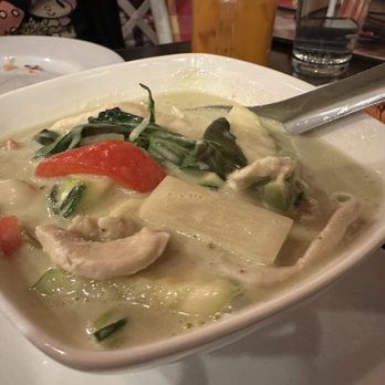 Rice Up Thai Cuisine - Green curry with chicken - Thai Near Me - Lake Stevens, Washington Rice Up Thai Cuisine - Green curry with chicken - Thai Near Me - Lake Stevens, Washington