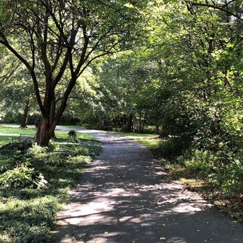 Fairway Woods Park - Trail Area - Parks Near Me - Overland Park, Kansas Fairway Woods Park - Trail Area - Parks Near Me - Overland Park, Kansas