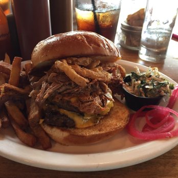 Back Yard Bbq - Wagyu beef burger topped with pulled pork! - Barbeque Near Me - Nantucket, Massachusetts