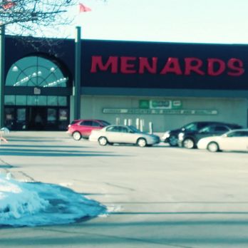 Menards - Front door - Department Stores Near Me - Manitowoc, Wisconsin