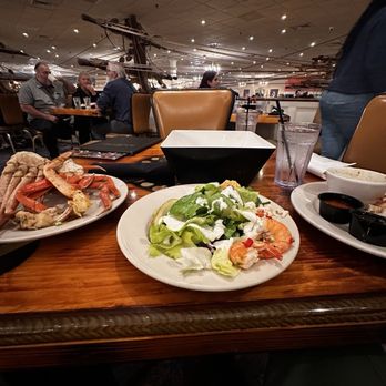 Captain George's Seafood Restaurant - Seafood Near Me - Williamsburg, Virginia