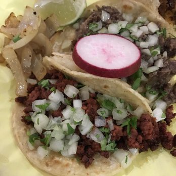 Hidalgo Mexican Food - Chorizo, cabeza, pastor tacos w/ side of onions and lime. - Mexican Near Me - Mesa, Arizona