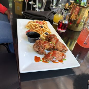 Flavorture - Buttermilk Chicken and Waffles Saturday and Sunday Brunch - Bars Near Me - Washington, DC, District of Columbia
