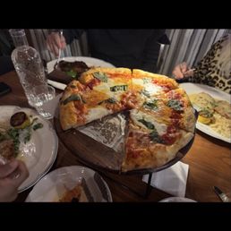 Margherita pizza