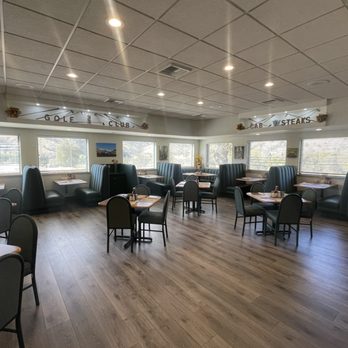 Ard Farkle's Grub and Grog - Inside area - Comfort Food Near Me - Three Rivers, California