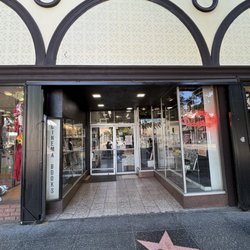 Larry Edmunds Bookshop - Personally, I give them 5 stars.