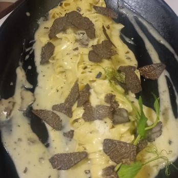 Mexita - Fettuccine con trufa negra - Italian Near Me - Oaxaca, OAX
