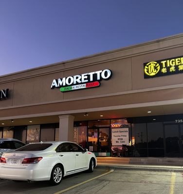 Amoretto Italian Restaurant by null