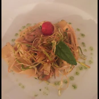 Vicolostretto - Paparedelle con funghi porcini. Bomb! Delicious!! - Taormina, Maine