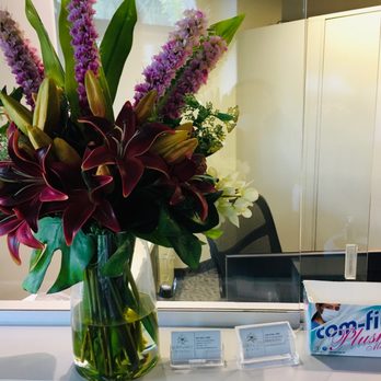 Edelweiss Dental - Reception desk - General Dentistry Near Me - Portland, Oregon