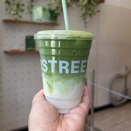 Iced Matcha Latte Iced Matcha Latte