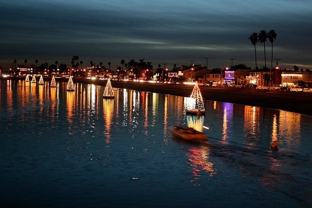 Beach & Street-Belmont Shore