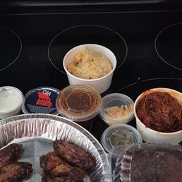 Wings, Chili, chocolate cake and corn pudding Wings, Chili, chocolate cake and corn pudding
