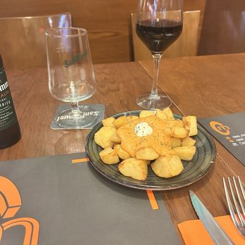 Casa Martelo - potato's bravas - Mediterranean Near Me - Barcelona, B