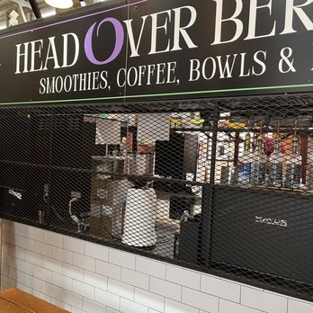 Head over Berries - The stand - Juice Bars & Smoothies Near Me - Hartford, Connecticut