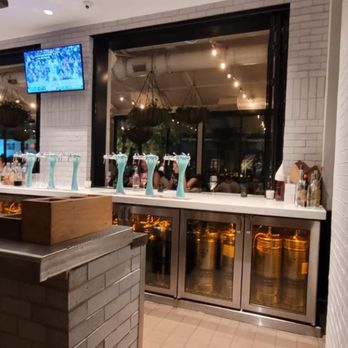 Sixty Vines - Wine Bars Near Me - Winter Park, Florida Sixty Vines - Wine Bars Near Me - Winter Park, Florida