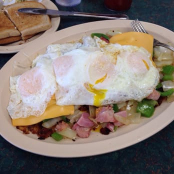 Mr Allison's - Denver skillet. 4 eggs over easy. - Breakfast & Brunch Near Me - Arlington Heights, Illinois