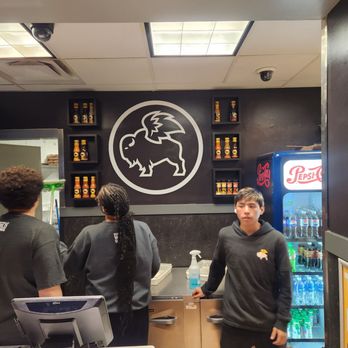 Buffalo Wild Wings - American Near Me - Cincinnati, Ohio Buffalo Wild Wings - American Near Me - Cincinnati, Ohio