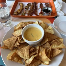 Bacon sampler & queso