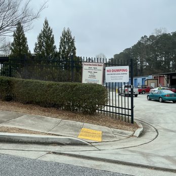 Smyrna Recycling Center - Entrance to drive up - Recycling Center Near Me - Smyrna, Georgia Smyrna Recycling Center - Entrance to drive up - Recycling Center Near Me - Smyrna, Georgia