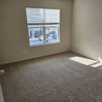 Butterfield Oaks Apartments - Apartments Near Me - Aurora, Illinois Butterfield Oaks Apartments - Apartments Near Me - Aurora, Illinois