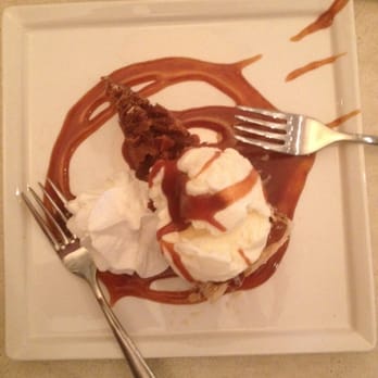 The Argyle St Grill - Gotta have dessert!! Pecan pie with ice cream and Carmel sauce.. - Bars Near Me - Caledonia, Ontario