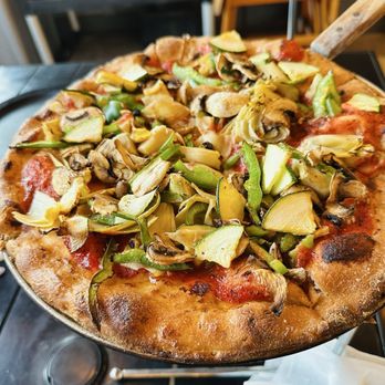 Black Rock Pizza - Veggie Pizza with Cauliflower Crust - Pizza Near Me - Kihei, Hawaii Black Rock Pizza - Veggie Pizza with Cauliflower Crust - Pizza Near Me - Kihei, Hawaii