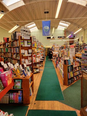 Walden Pond Books by null