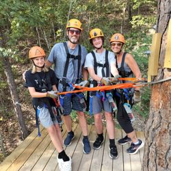 Eureka Springs Zipline - Family Fun!