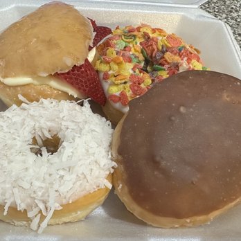 Donut Worry - a variety of donuts in a styrofoam container - Donuts Near Me - Lawrenceville, Georgia Donut Worry - a variety of donuts in a styrofoam container - Donuts Near Me - Lawrenceville, Georgia