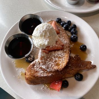 Big Bad Breakfast - Barret Ave - French Toast - Breakfast & Brunch Near Me - Louisville, Kentucky Big Bad Breakfast - Barret Ave - French Toast - Breakfast & Brunch Near Me - Louisville, Kentucky