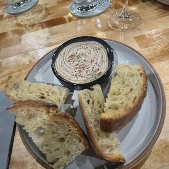 Silver Lining - Wine Bars Near Me - Honolulu, Hawaii