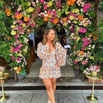 Little Hen - Flower arch outside of restaurant - Breakfast & Brunch Near Me - Miami, Florida Little Hen - Flower arch outside of restaurant - Breakfast & Brunch Near Me - Miami, Florida