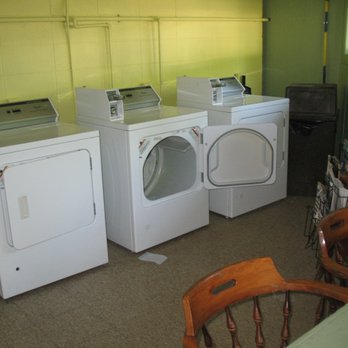 Unhitched Sleepy Hollow - Laundry is clean washer(s)/dryer(s) all work reasonable cost - Campgrounds Near Me - Oxford, Iowa Unhitched Sleepy Hollow - Laundry is clean washer(s)/dryer(s) all work reasonable cost - Campgrounds Near Me - Oxford, Iowa