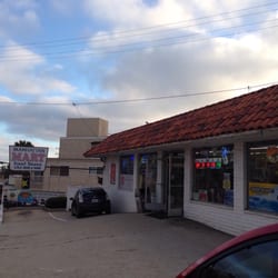 Manhattan Mart - Nice to have a parking space.