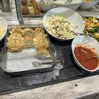 Escape Lounges - Sandwiches (3/10/2024) - Airport Lounges Near Me - Oakland, California Escape Lounges - Sandwiches (3/10/2024) - Airport Lounges Near Me - Oakland, California
