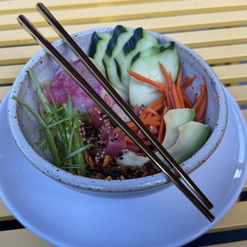 Nomad Mercantile - Poke bowl - Outdoor Gear Near Me - Tieton, Washington Nomad Mercantile - Poke bowl - Outdoor Gear Near Me - Tieton, Washington