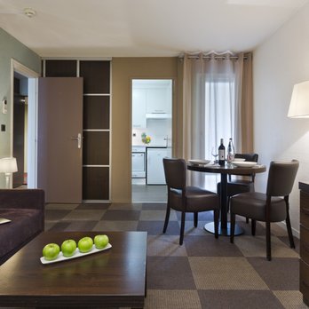 Le Réserve - Hotels Near Me - Ferney-Voltaire, 01