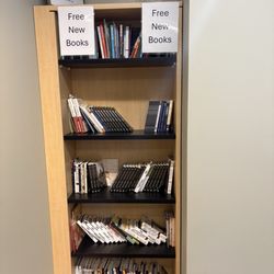 Vineyard Columbus - The former bookstore is now an open seating space with free books to take plus it has a free tea/coffee station -- on Sunday, 26 April 2026