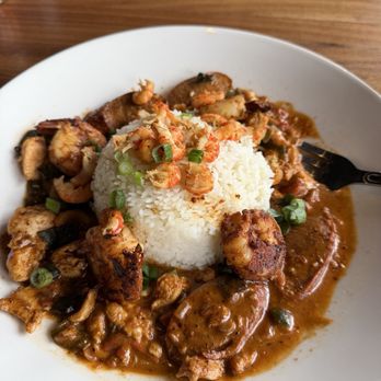 Yard House - Spicy Jambalaya - New American Near Me - Vernon Hills, Illinois Yard House - Spicy Jambalaya - New American Near Me - Vernon Hills, Illinois