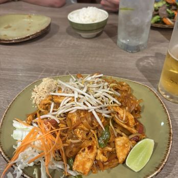 Mo Thai - Pad Thai - Thai Near Me - Dallas, Texas Mo Thai - Pad Thai - Thai Near Me - Dallas, Texas