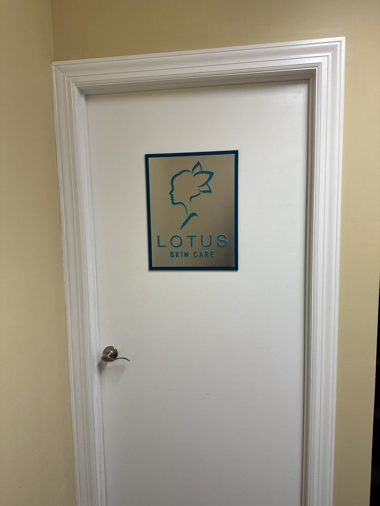 Lotus Skin Care Logo