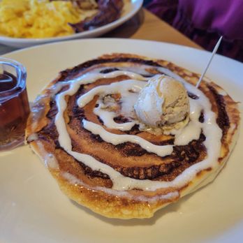 Urban Egg - Johnstown - GF Cinnamon Streusel Pancake - Breakfast & Brunch Near Me - Johnstown, Colorado