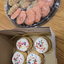 Sweet Cordelia’s Cake & Bake Shoppe - Cookie variety