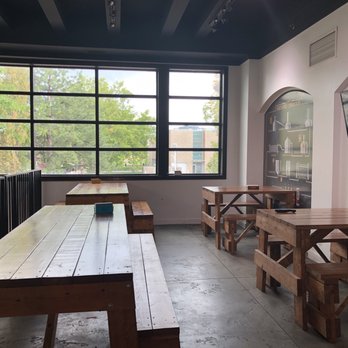 Kelowna Beer Institute - Inside - Breweries Near Me - Kelowna, British Columbia