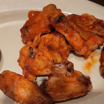 Browns Socialhouse Lloydminster - Buffalo Wings - Pubs Near Me - Lloydminster, Alberta